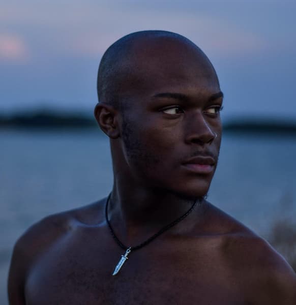 ab6761610000e5ebf05d44c66d23cf45efc0428b