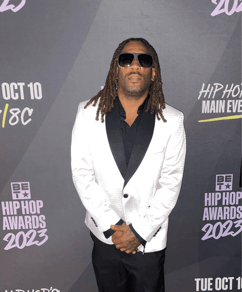 ab6761610000e5eb49c6142e6d1539f8728ebb41