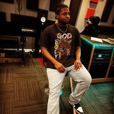 ab6761610000e5eb9f295b24182b746ed22bf599